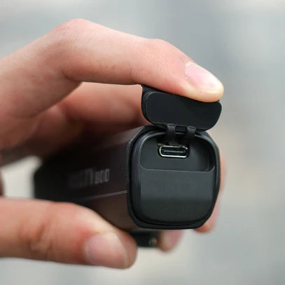 USB-C CHARGING & DISCHARGING