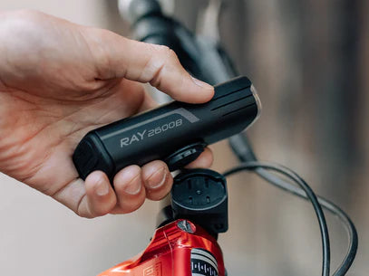 TOOL-FREE MOUNTING